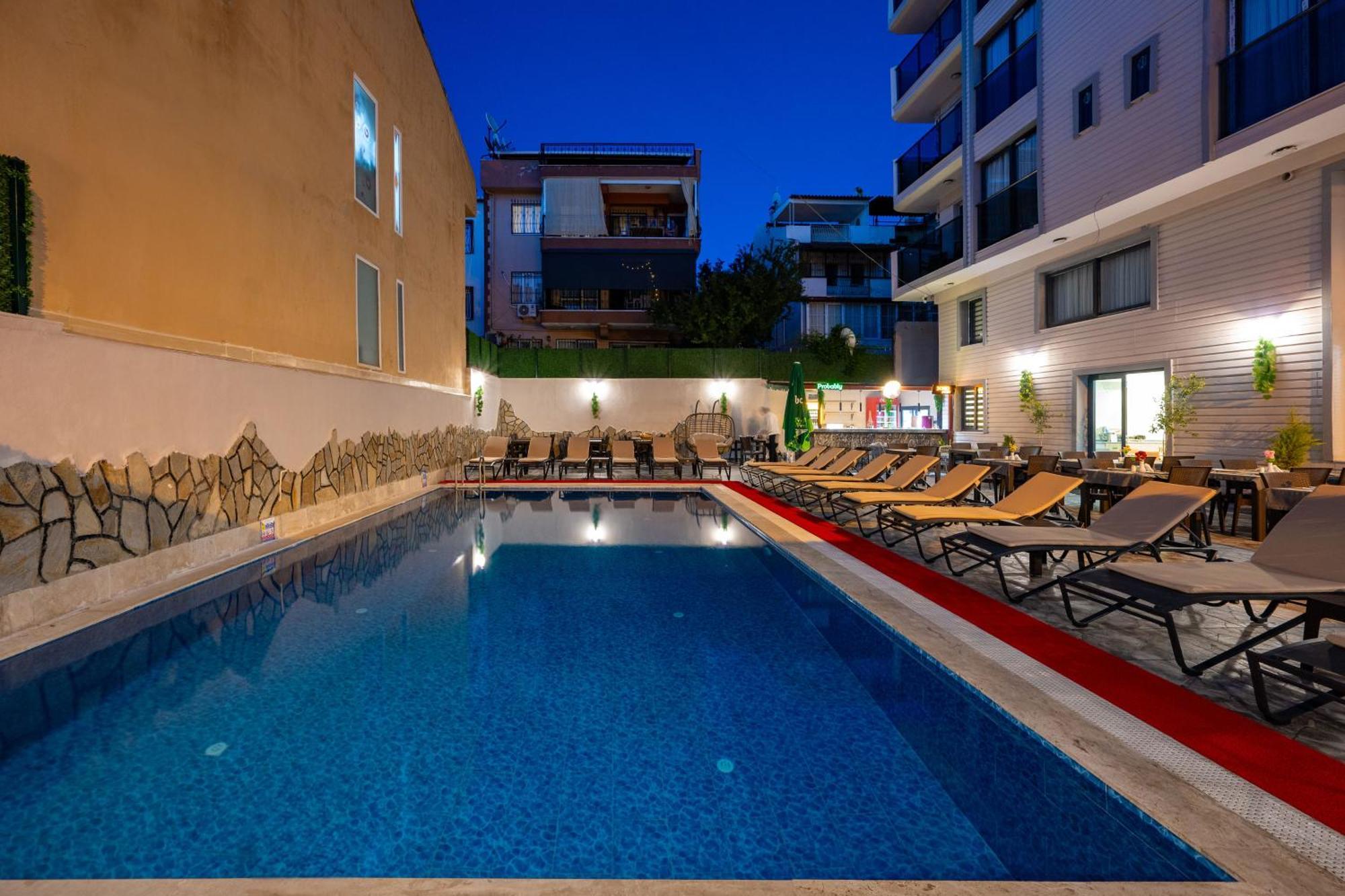 Otel Carpediem Gold 3*