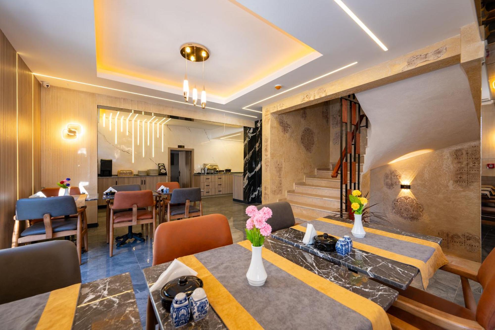 Carpediem Gold Otel 3*